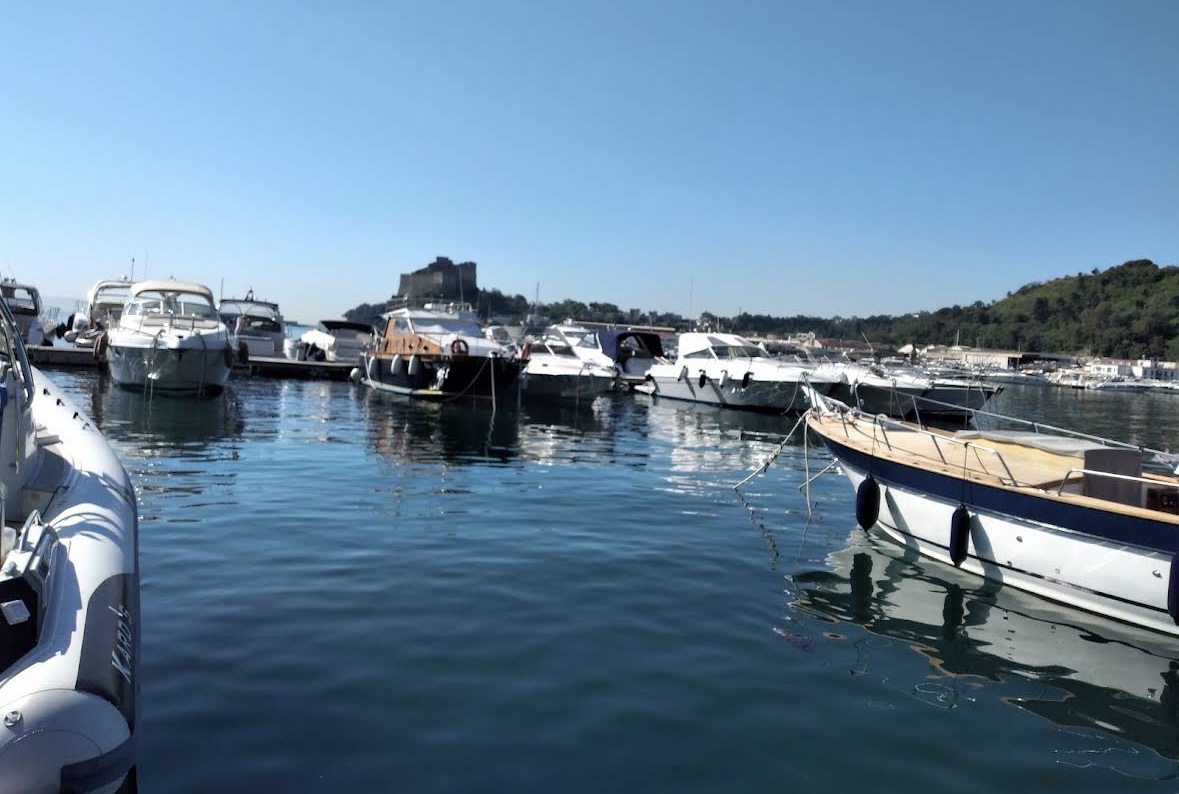 Procida – escursione in barca nel Golfo di Napoli